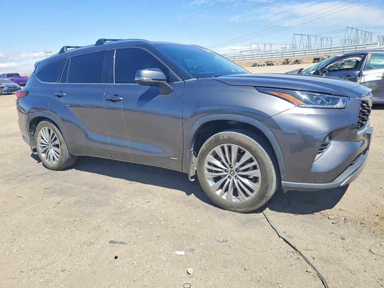 2023 Toyota Highlander Hybrid Platinum - Фото 4