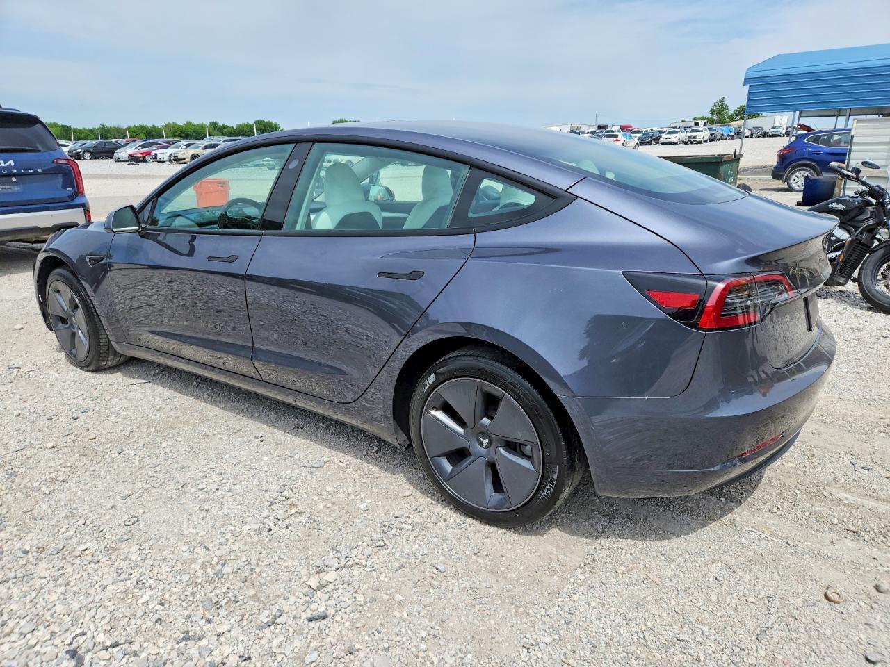 2023 Tesla Model 3 - Image 2