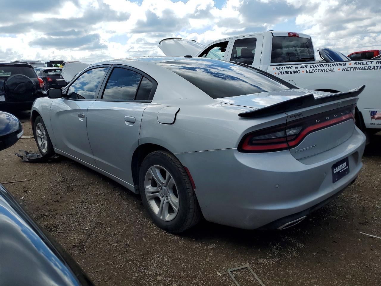 2022 Dodge Charger Sxt - Image 2