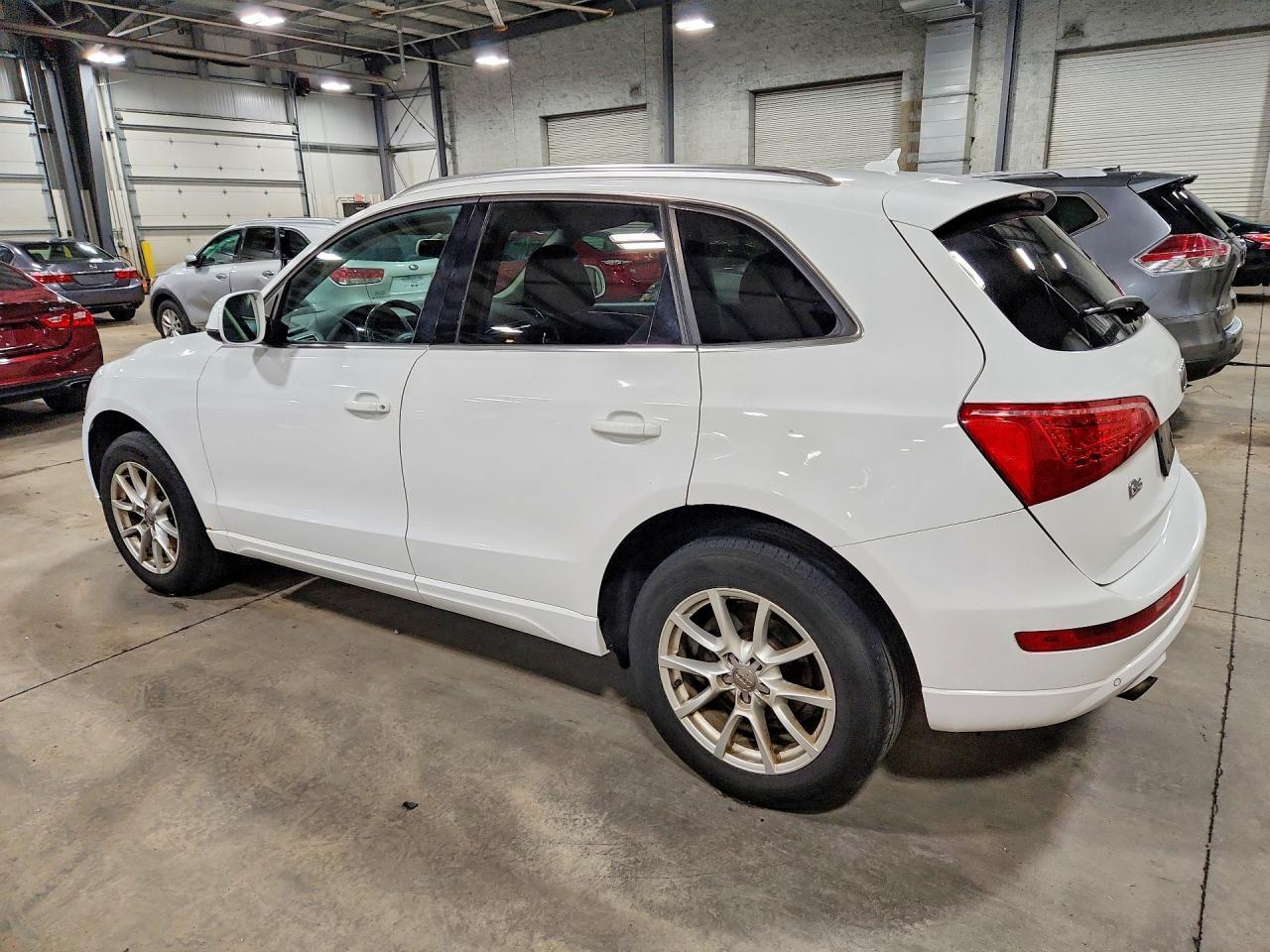 2012 Audi Q5 Premium Plus - Фото 2