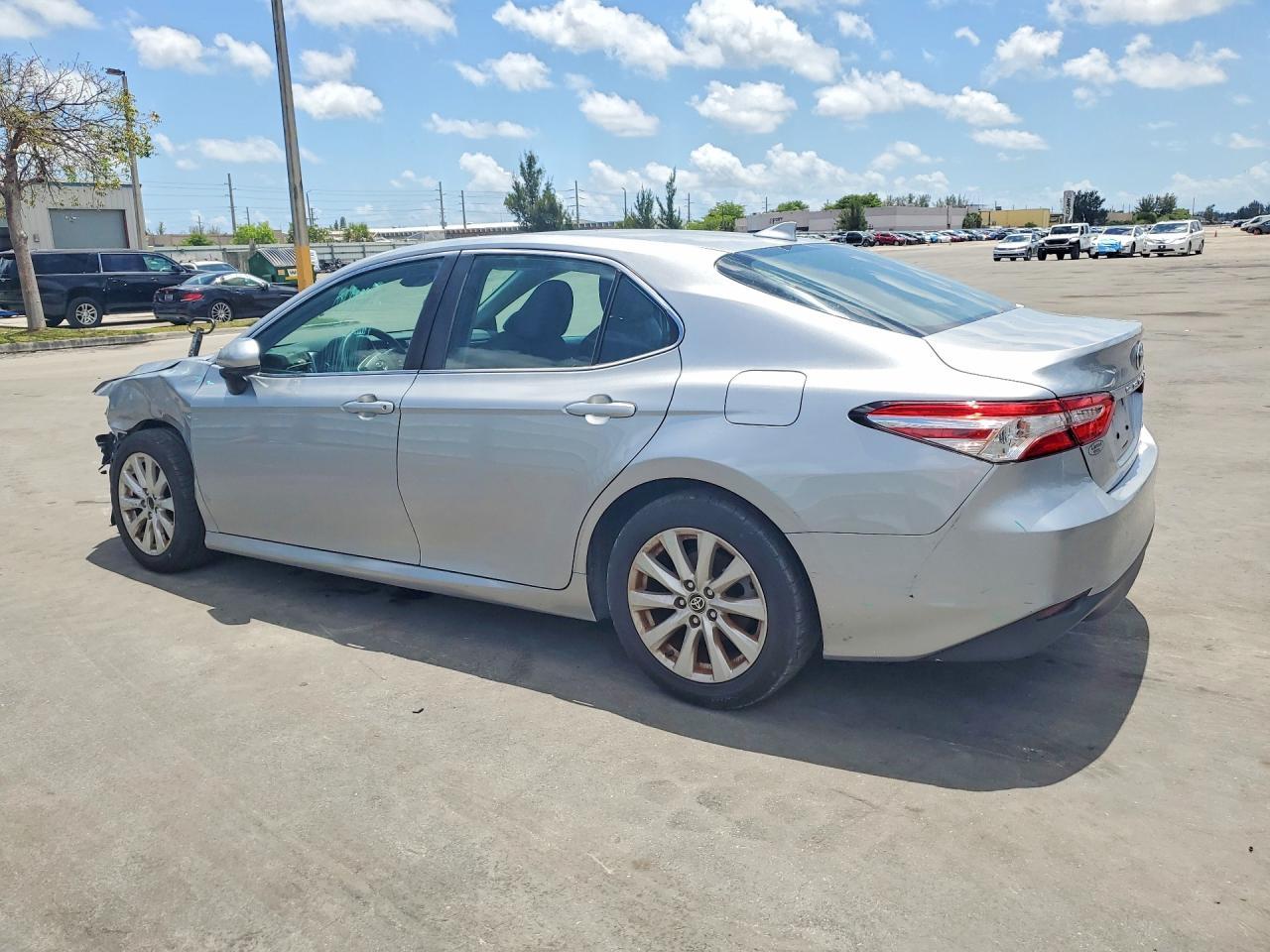 2020 Toyota Camry Le - Image 2