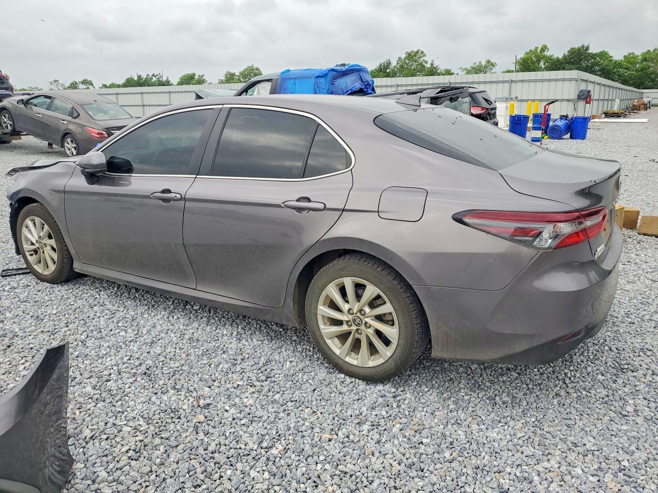 2024 Toyota Camry Le - Фото 2