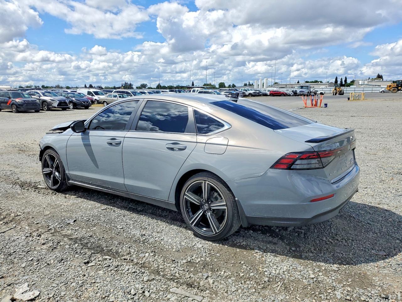 2024 Honda Accord Hybrid Sport - Фото 2