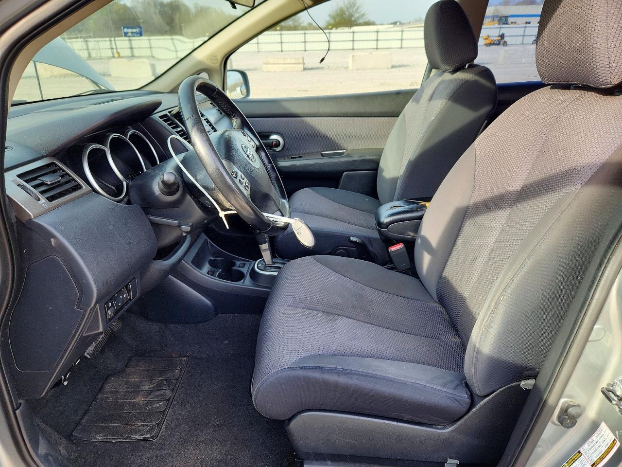2008 Nissan Versa 1.8 S - Фото 7