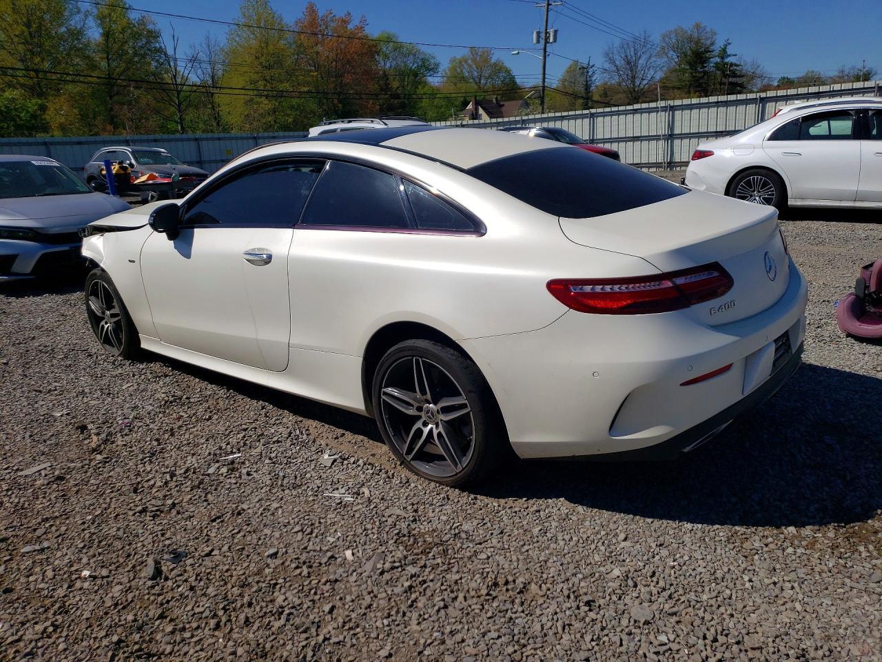 2018 Mercedes-Benz E 400 4Matic - Фото 2