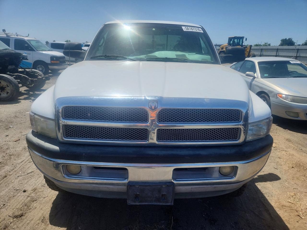 2001 Dodge Ram 2500 - Фото 5