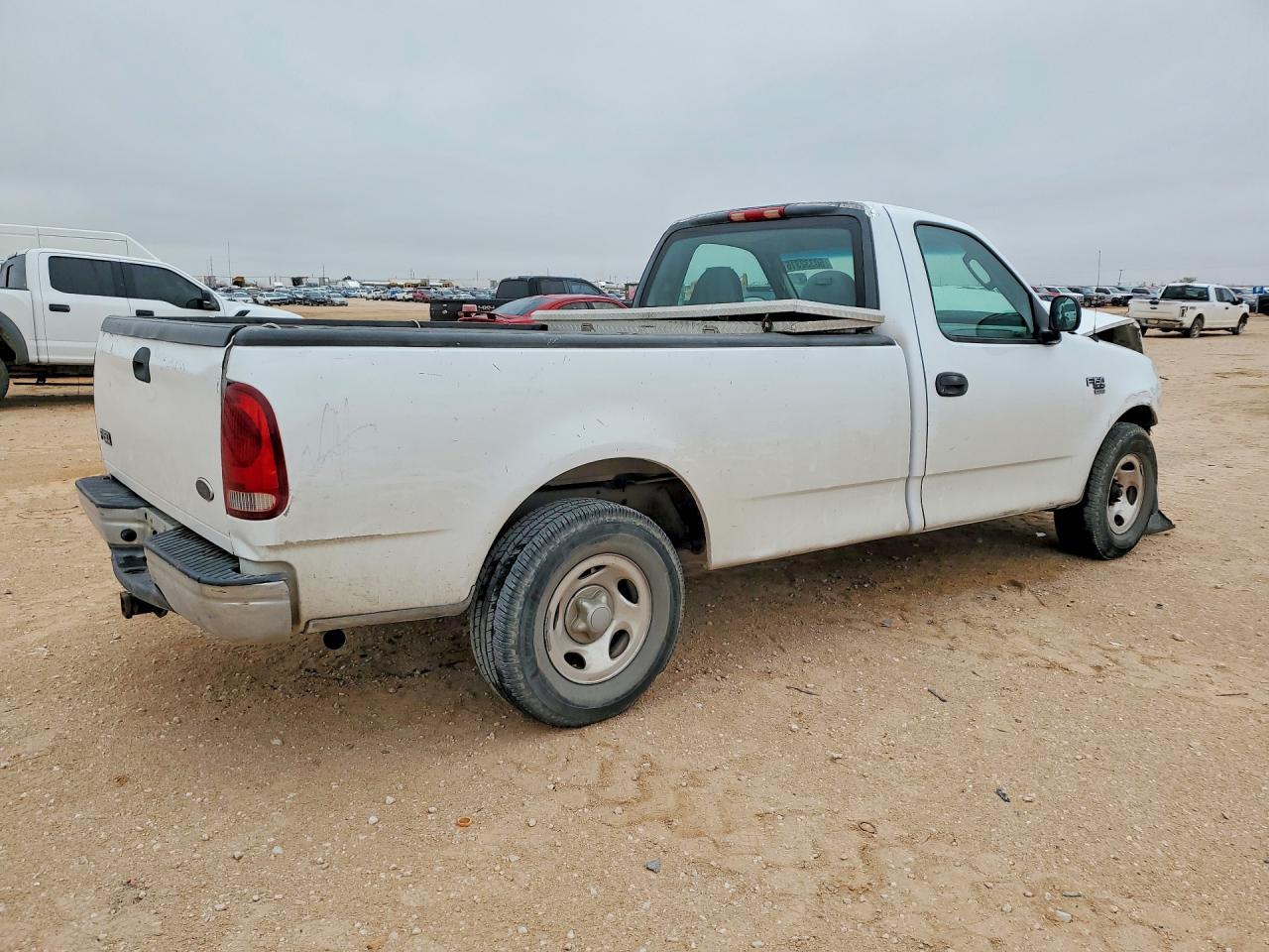 2004 Ford F-150 Heritage Classic - Image 3
