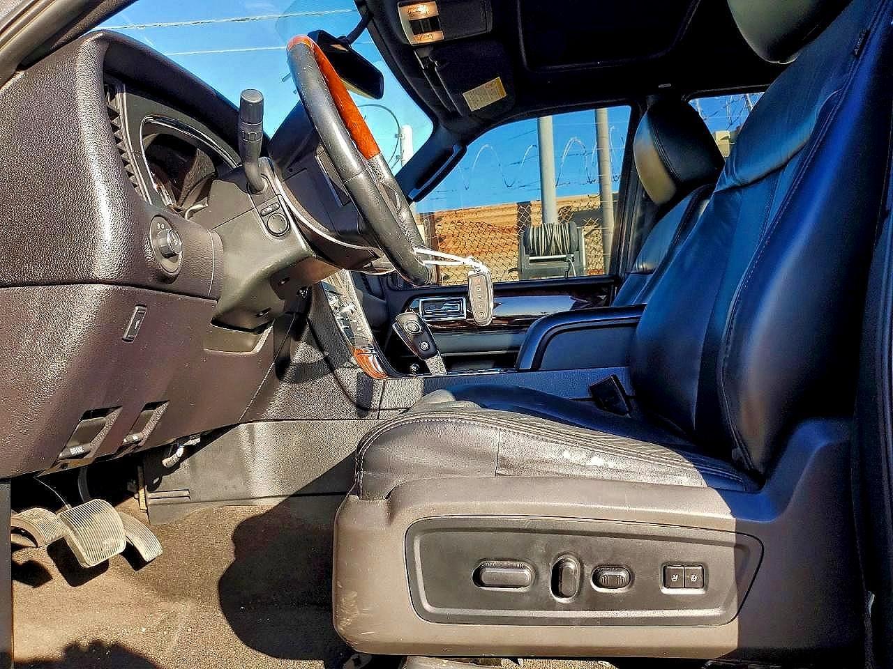 2015 Lincoln Townhouse Navigator - Фото 7