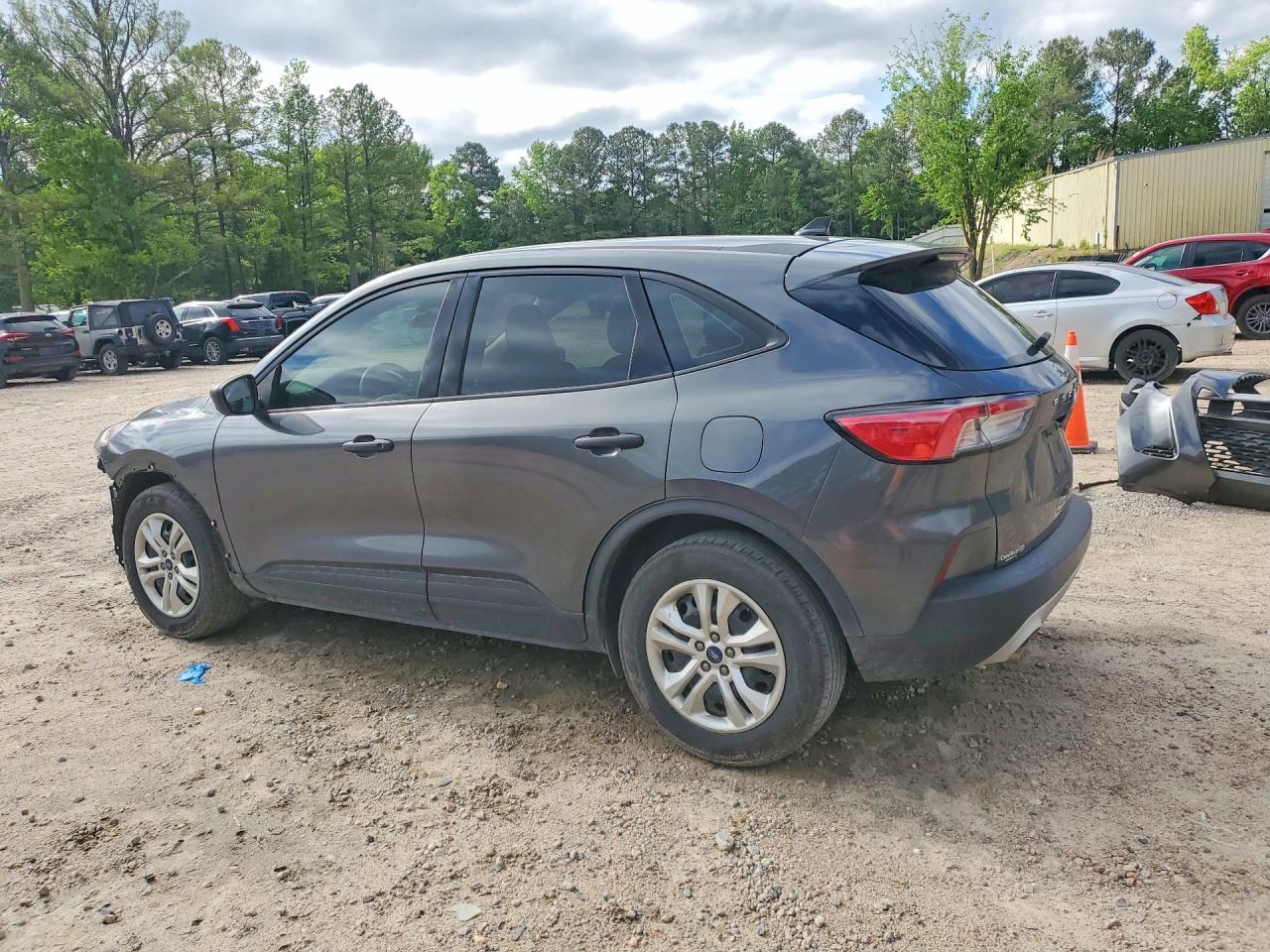 2020 Ford Escape S - Image 2