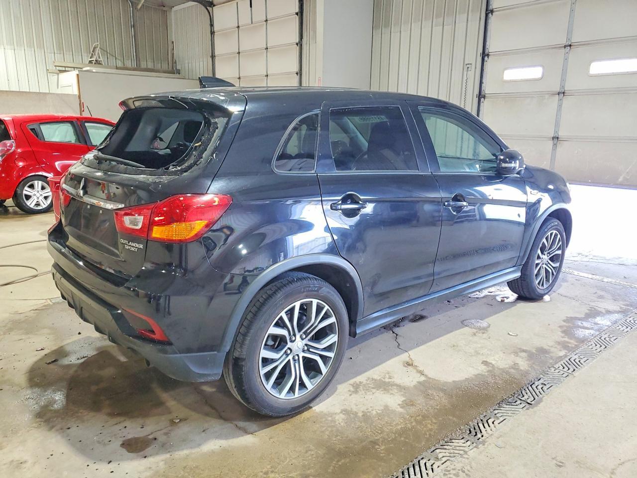 2019 Mitsubishi Outlander Sport Es - Фото 3