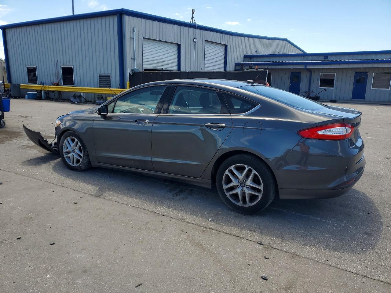 2015 Ford Fusion Se - Image 2