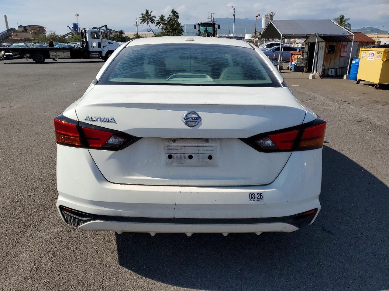 2019 Nissan Altima S - Фото 6