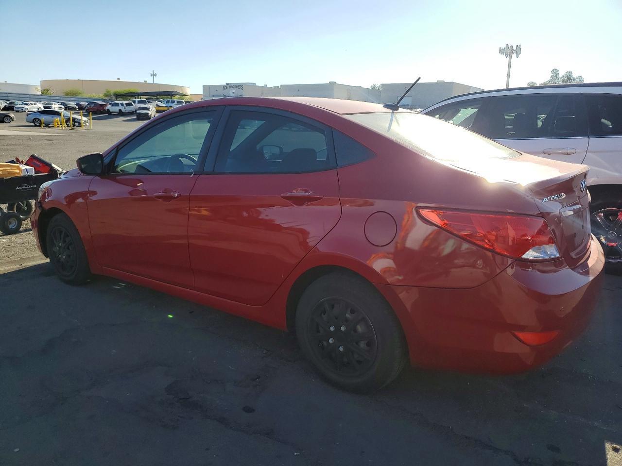 2016 Hyundai Accent Se - Фото 2