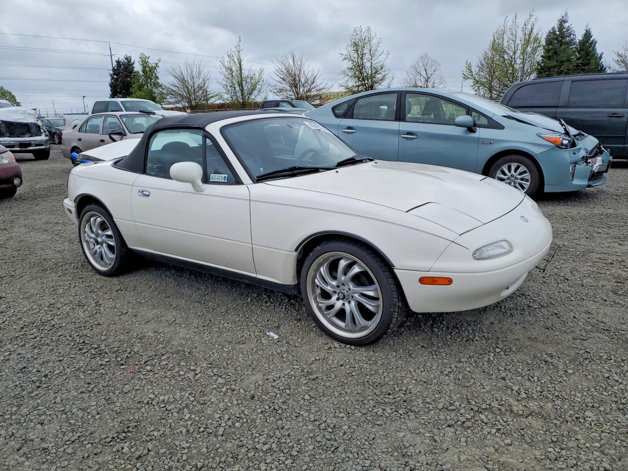 1997 Mazda Mx-5 Miata - Image 4