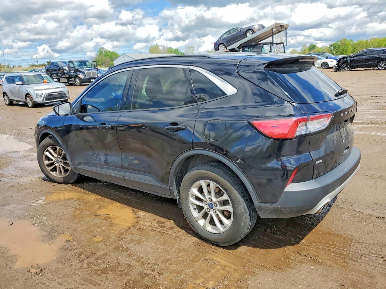 2020 Ford Escape Se - Image 2