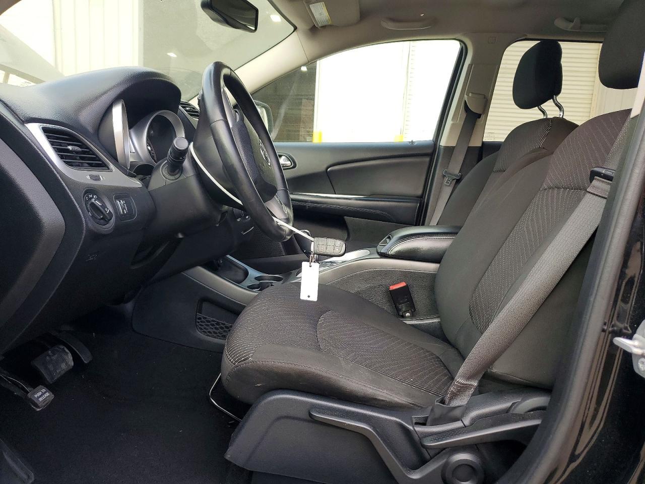 2016 Dodge Journey Crossroad - Image 7