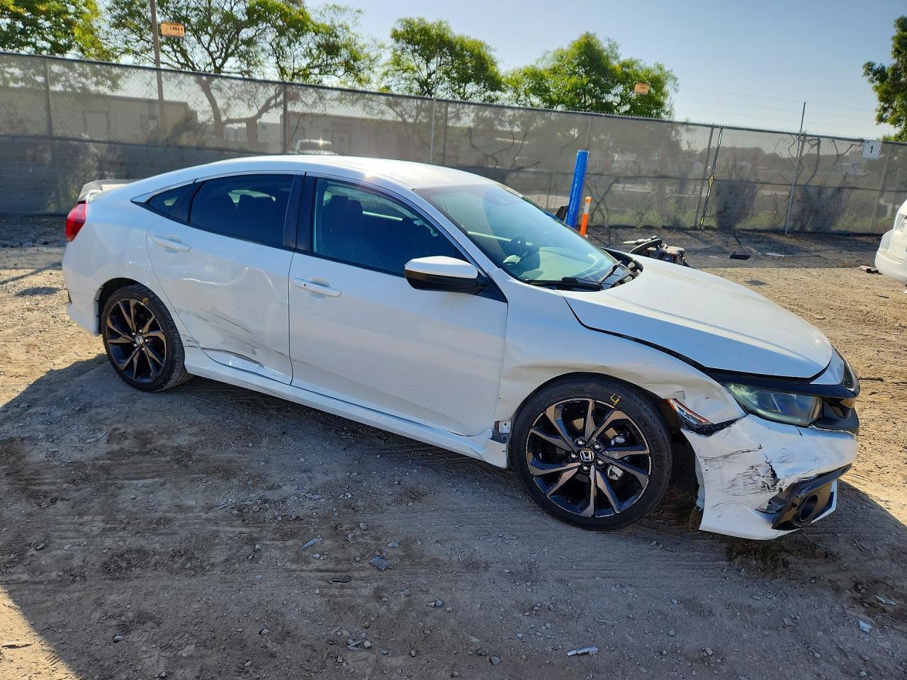 2020 Honda Civic Sport - Фото 4