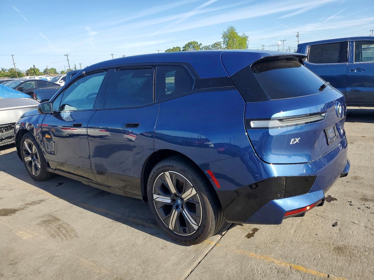 2024 BMW Ix xDrive50 - Image 2
