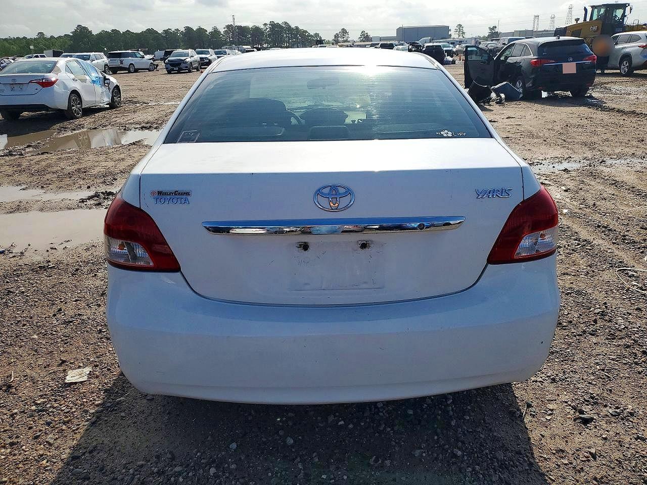 2009 Toyota Yaris Base - Фото 6