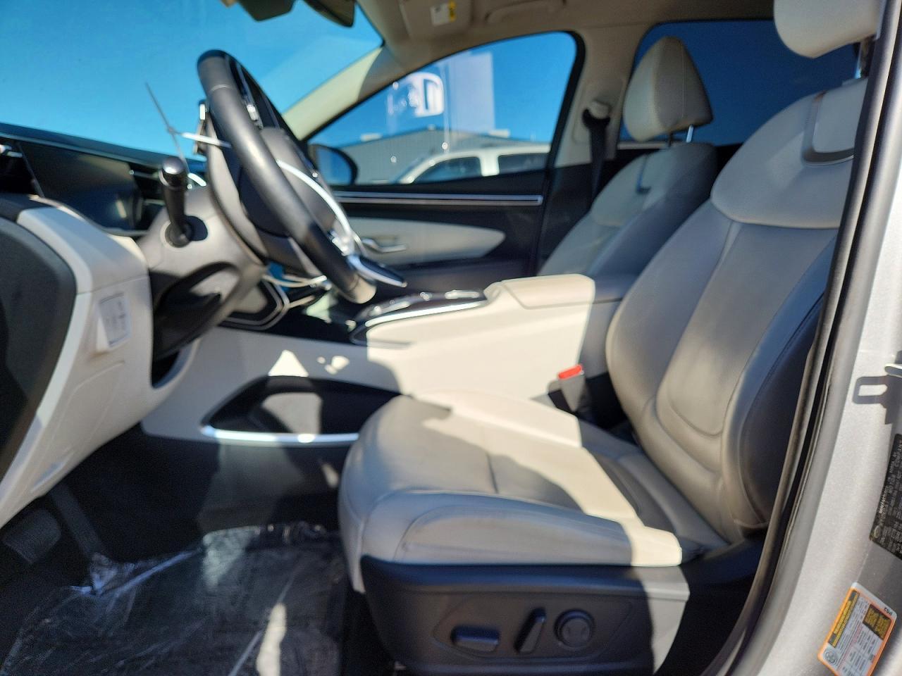 2022 Hyundai Tucson Limited - Image 7