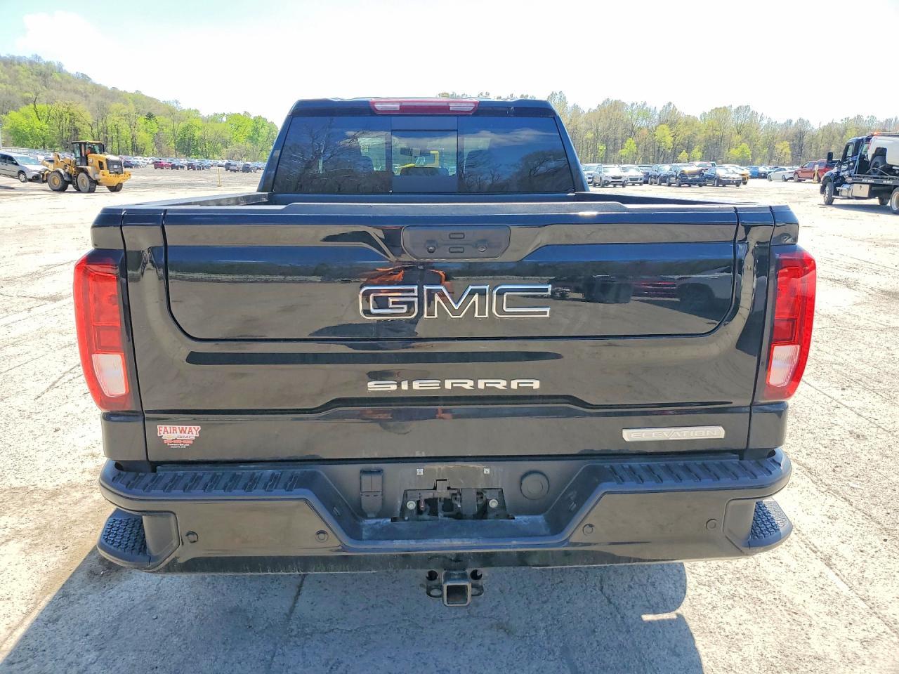 2025 GMC Sierra K1500 Elevation - Image 6