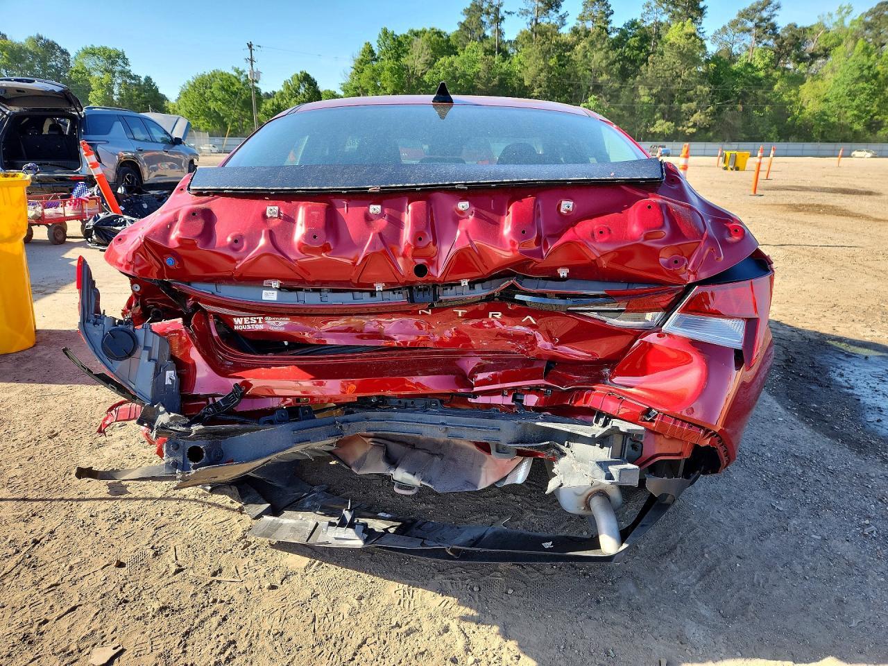 2025 Hyundai Elantra Se - Фото 6