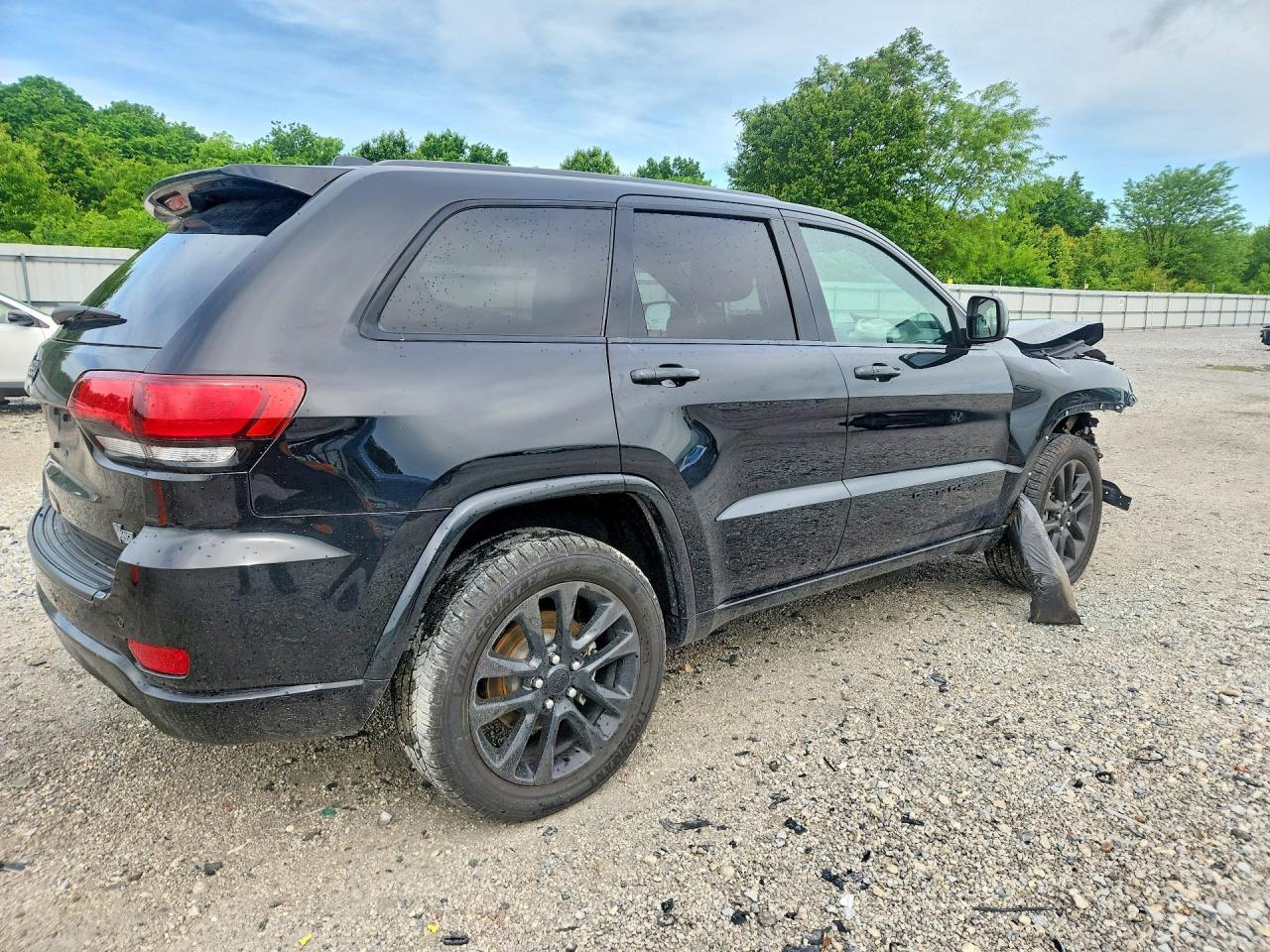 2020 Jeep Grand Cherokee Laredo - Фото 3