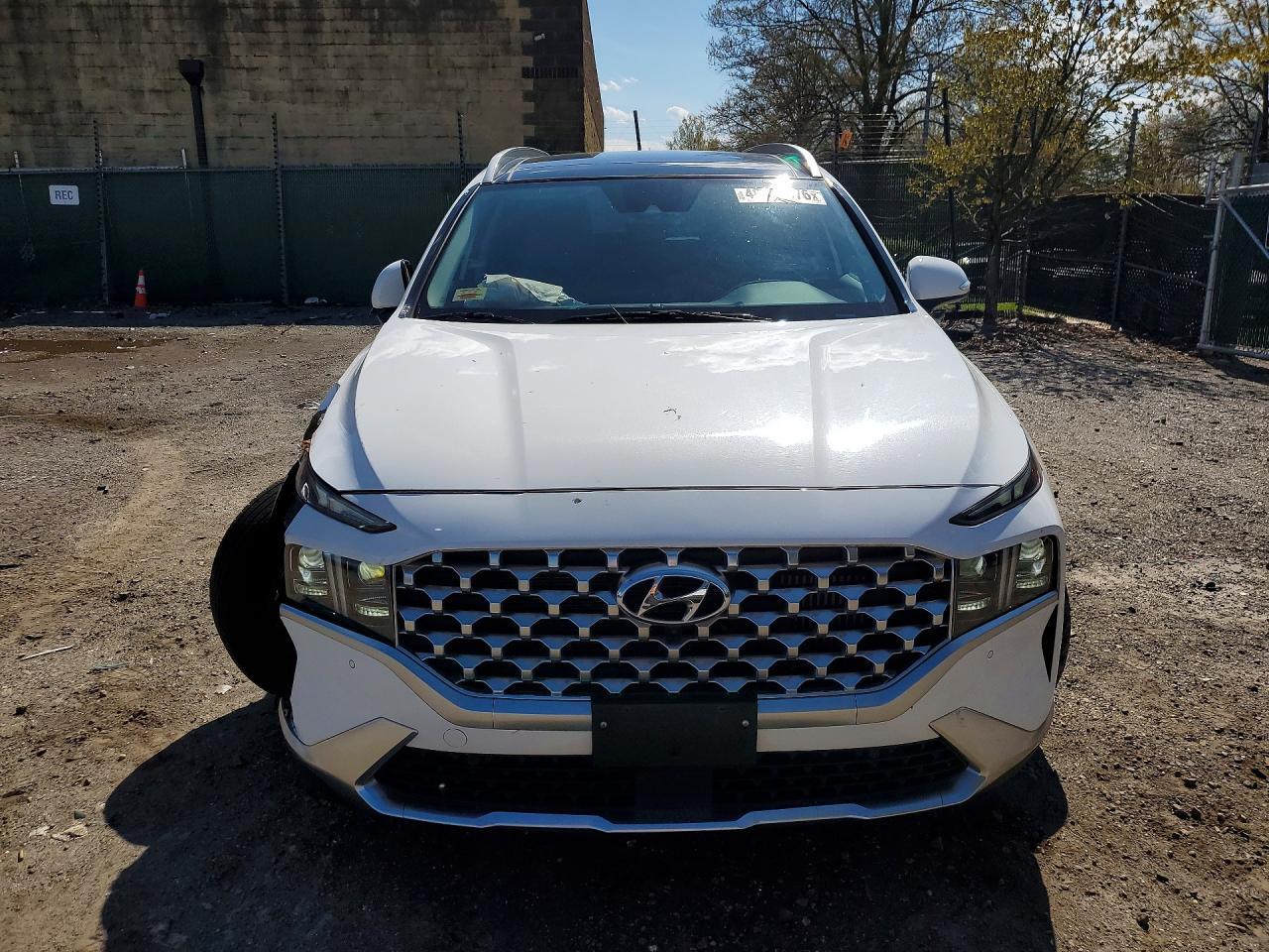 2023 Hyundai Santa Fe Plug-In Hybrid Limited - Image 5