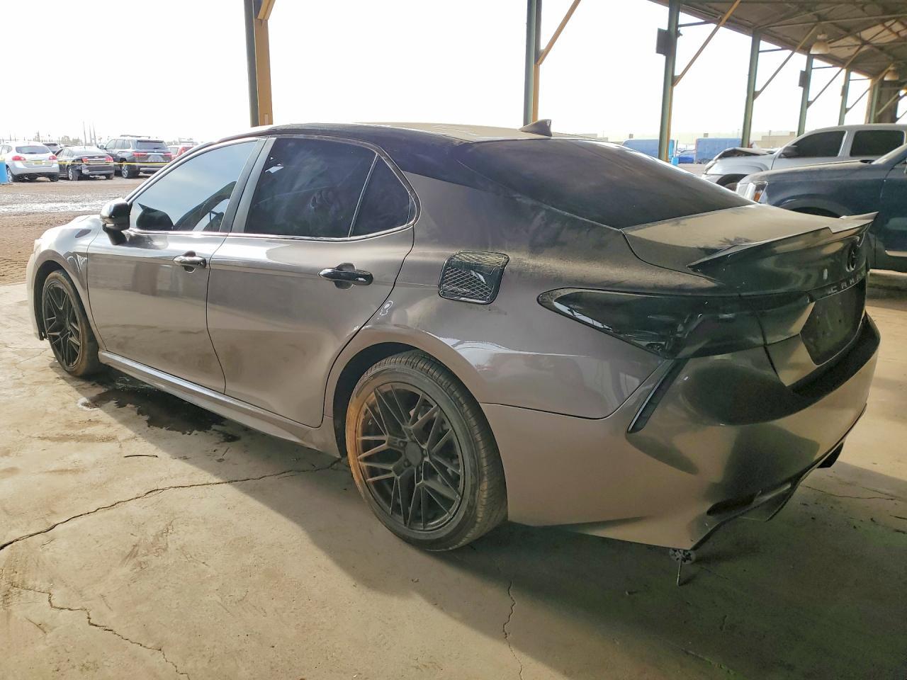 2019 Toyota Camry Se - Image 2