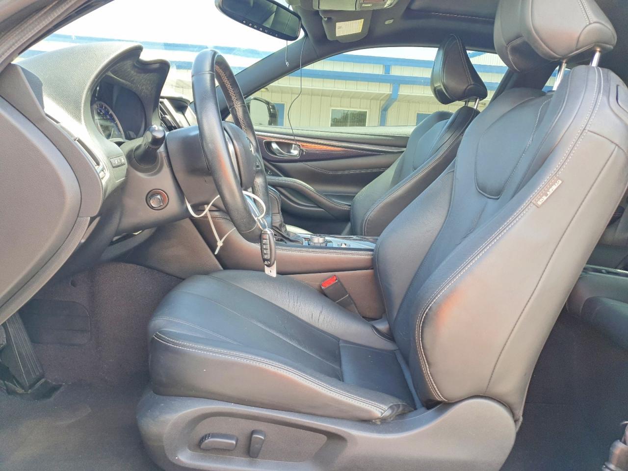 2018 Infiniti Q60 3.0T Luxe - Фото 7