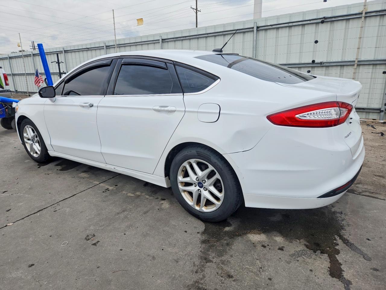 2016 Ford Fusion Se - Фото 2
