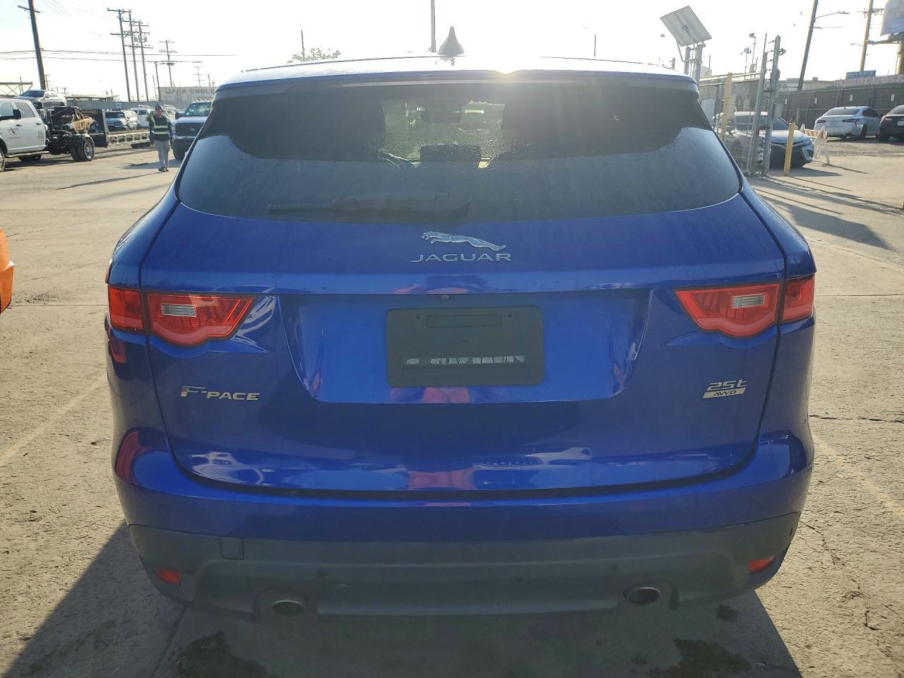 2020 Jaguar F-Pace Premium - Image 6