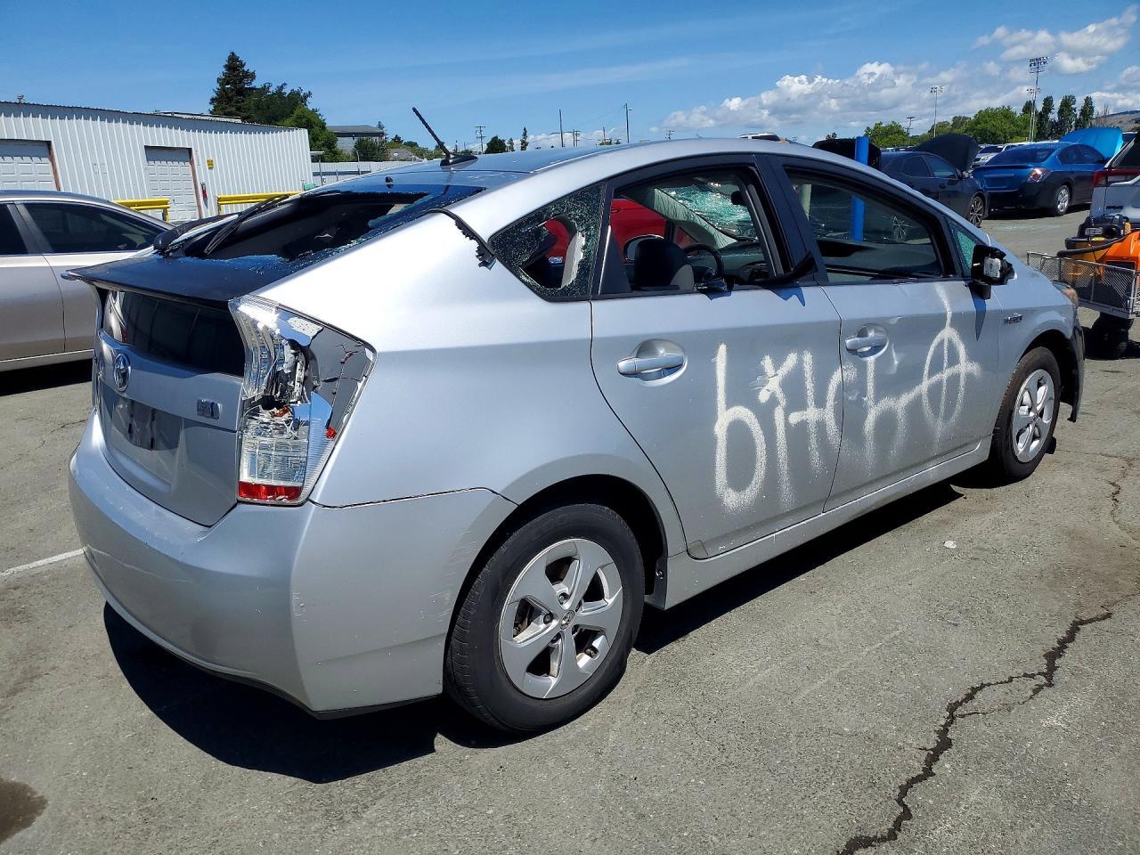 2011 Toyota Prius Two - Фото 3