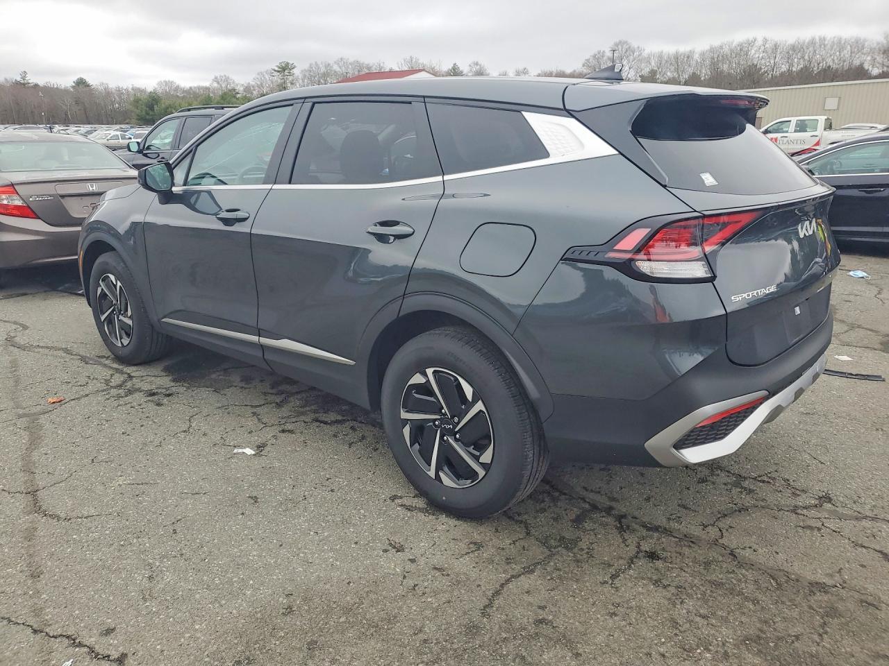 2023 Kia Sportage Hybrid Lx - Фото 2