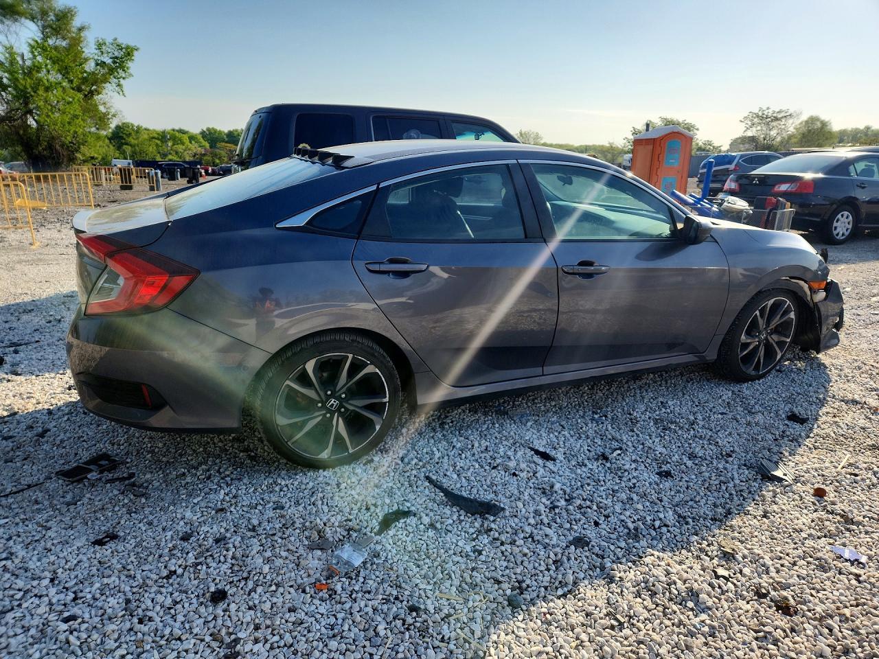 2019 Honda Civic Sport - Фото 3