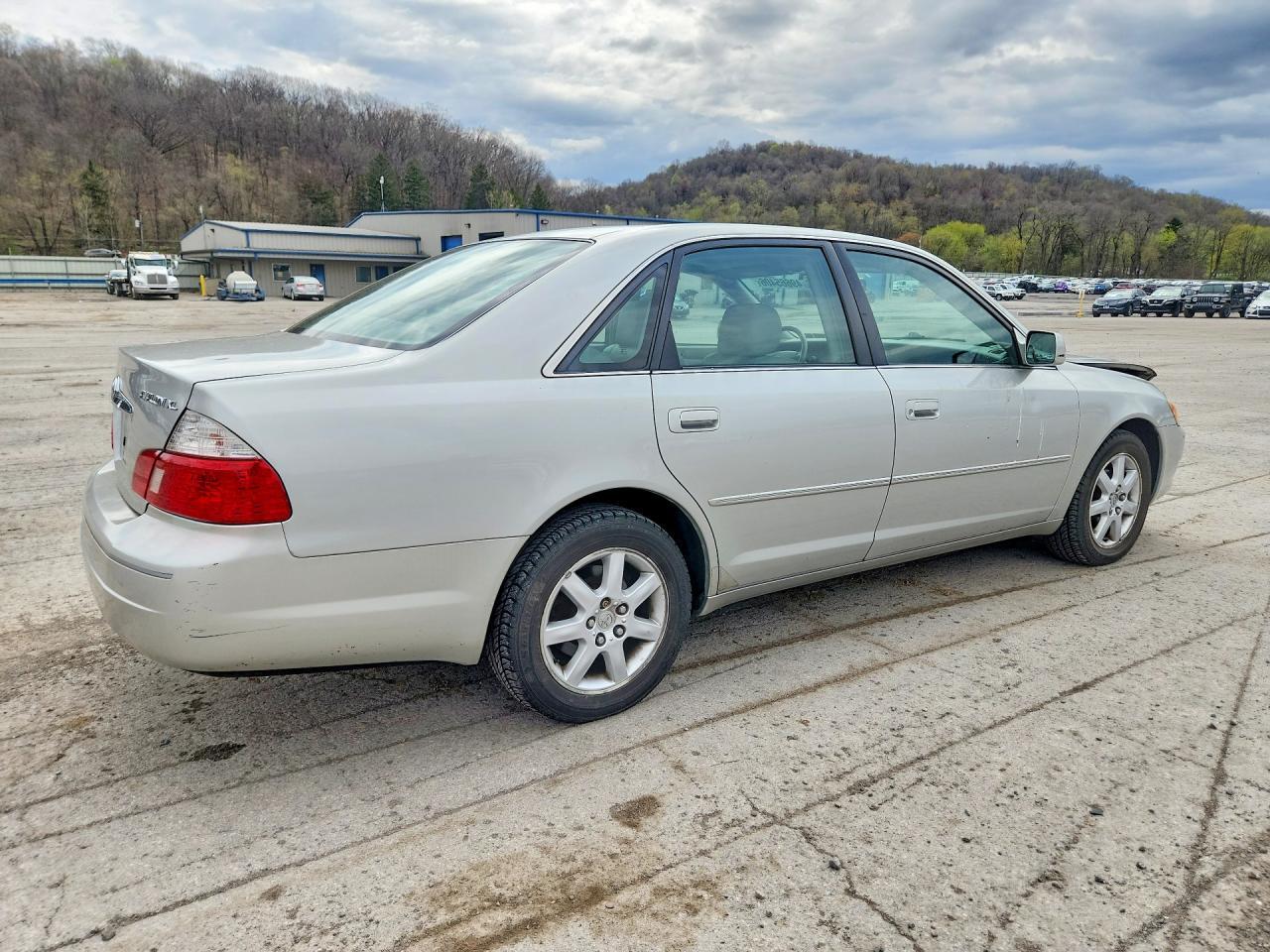 2004 Toyota Avalon Xl - Фото 3