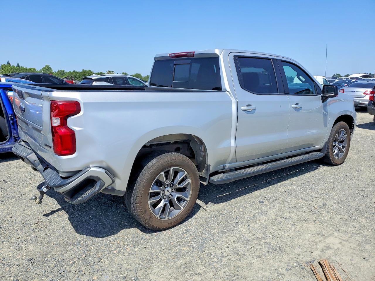 2022 Chevrolet Silverado K1500 Rst - Фото 3