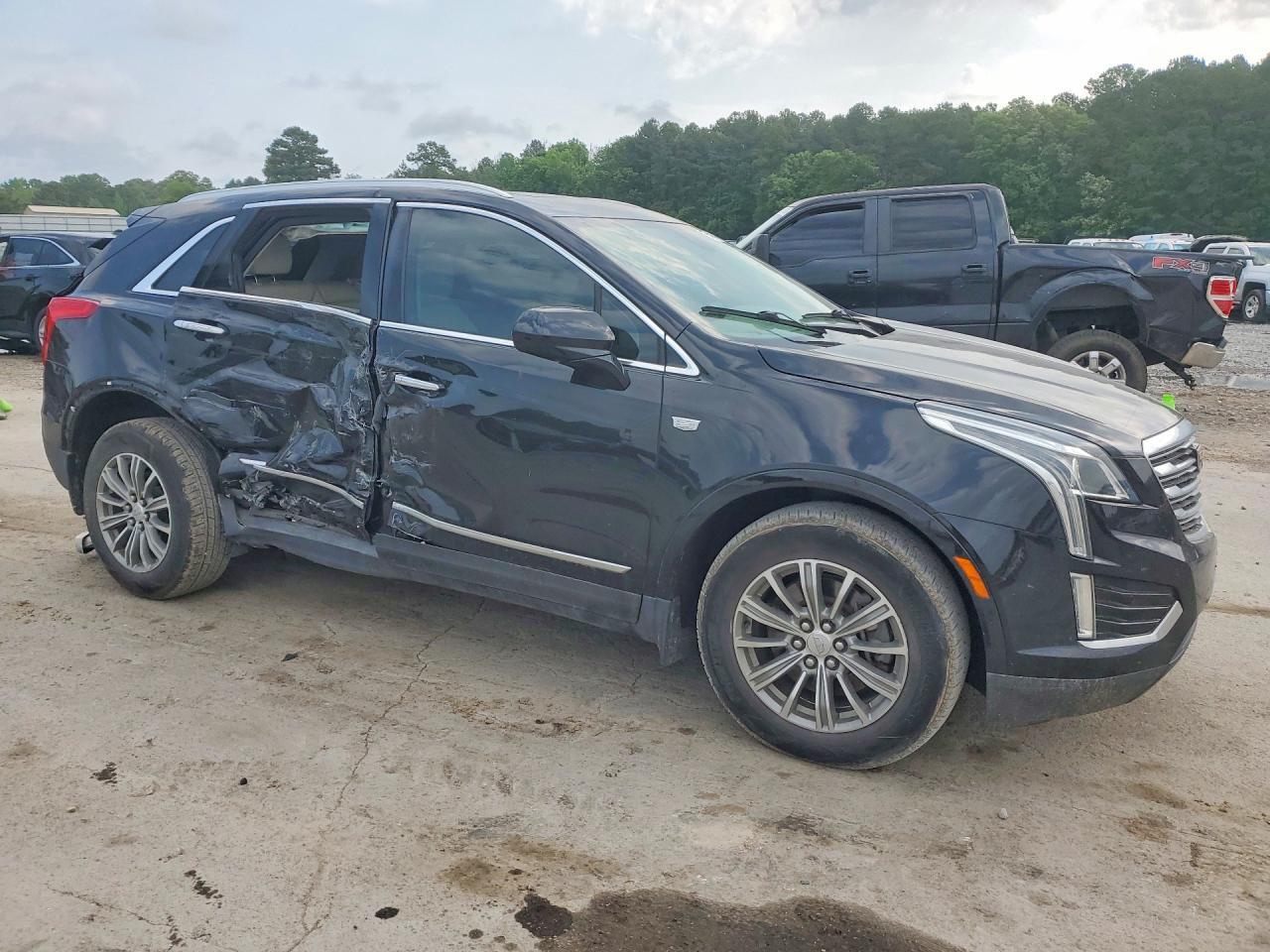 2018 Cadillac Xt5 Luxury - Image 4