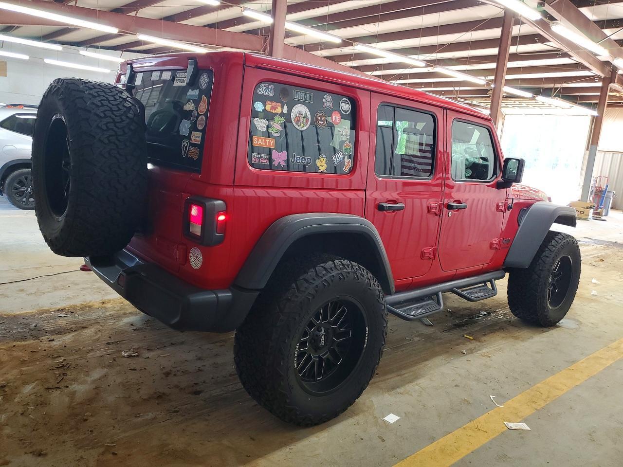 2021 Jeep Wrangler Unlimited Rubicon - Фото 3