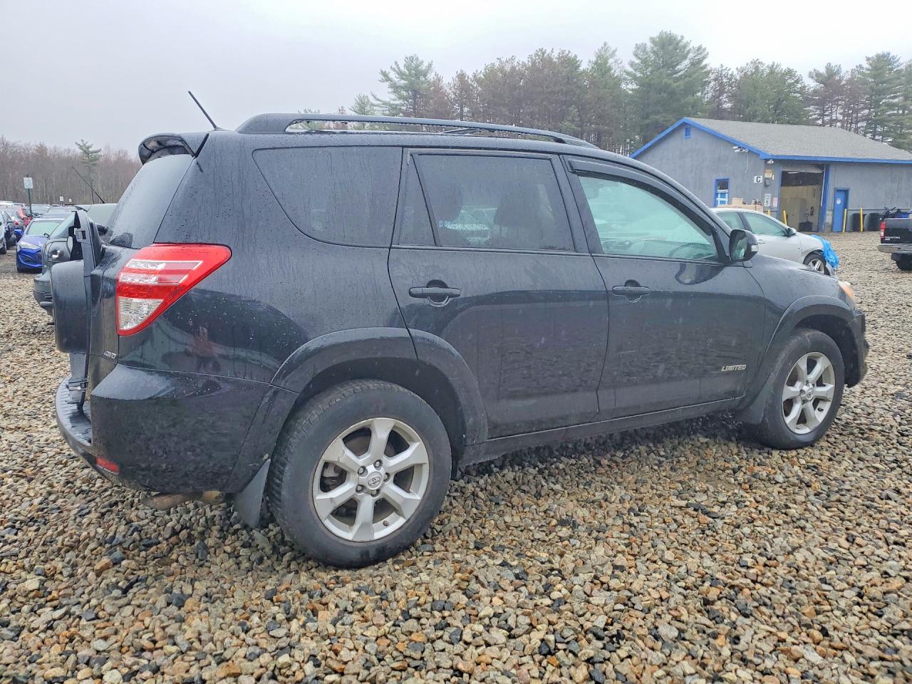 2012 Toyota Rav4 Limited - Image 3