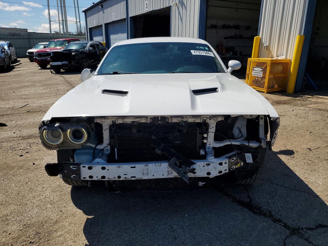 2018 Dodge Challenger Sxt - Image 5