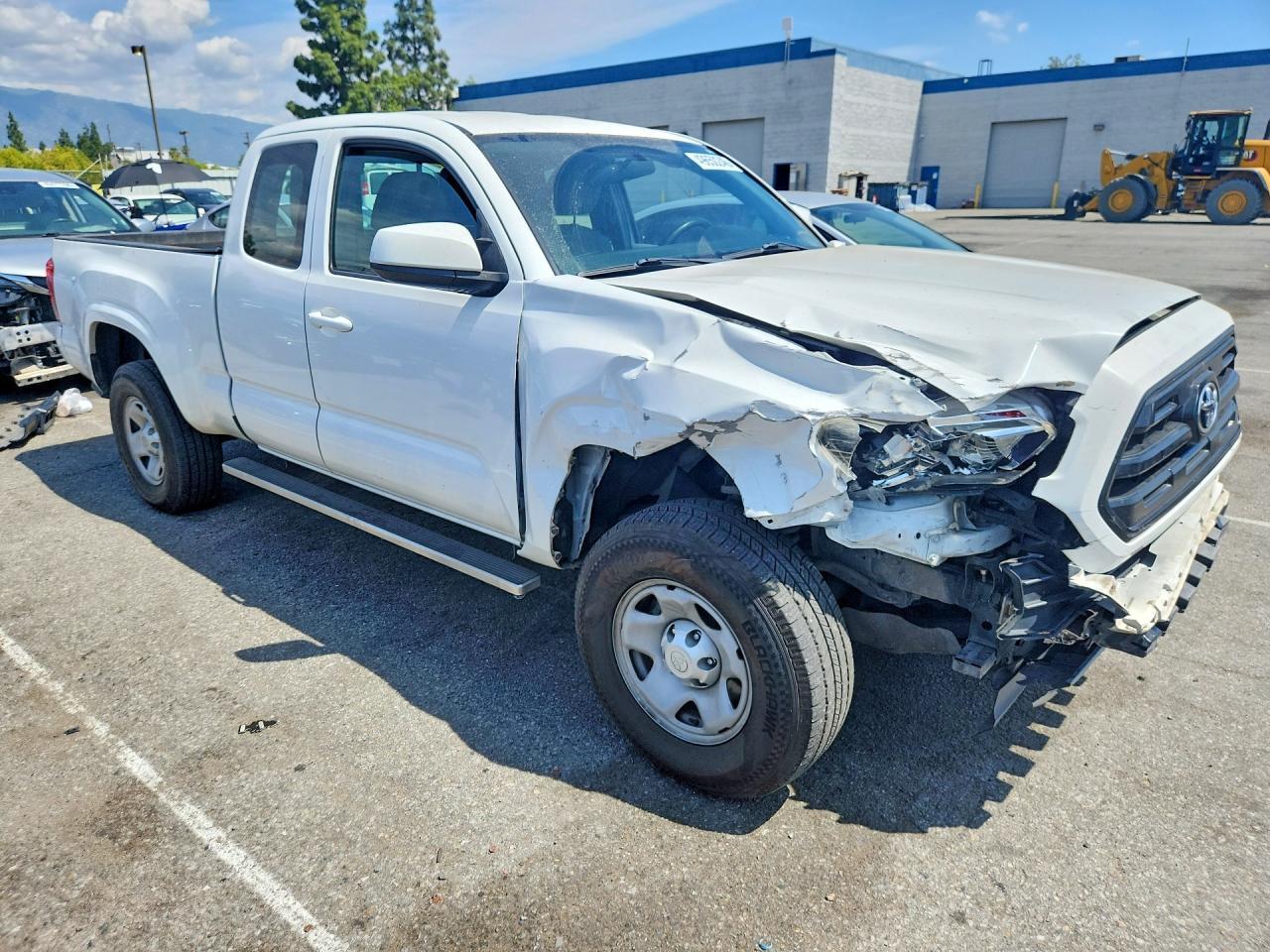 2016 Toyota Tacoma Sr - Фото 4