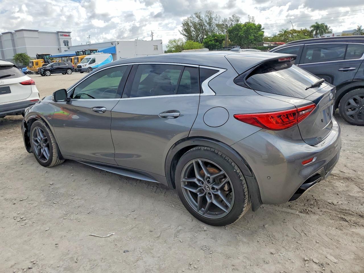 2019 Infiniti Qx30 Sport - Фото 2