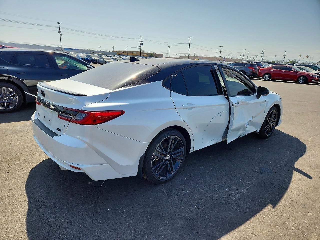 2025 Toyota Camry Xse - Image 3