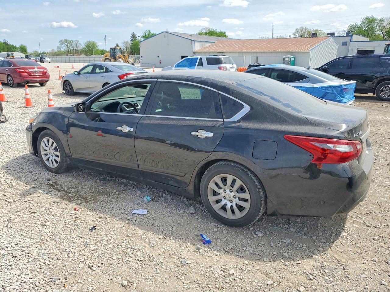 2018 Nissan Altima 2.5 S - Фото 2
