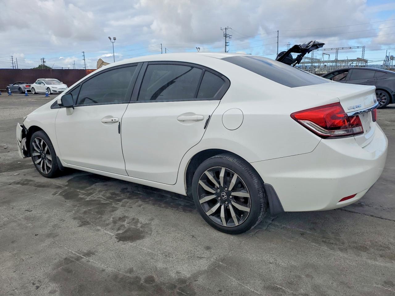 2015 Honda Civic - Фото 2