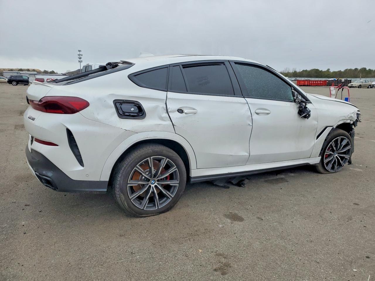 2021 BMW X6 M50I - Фото 3