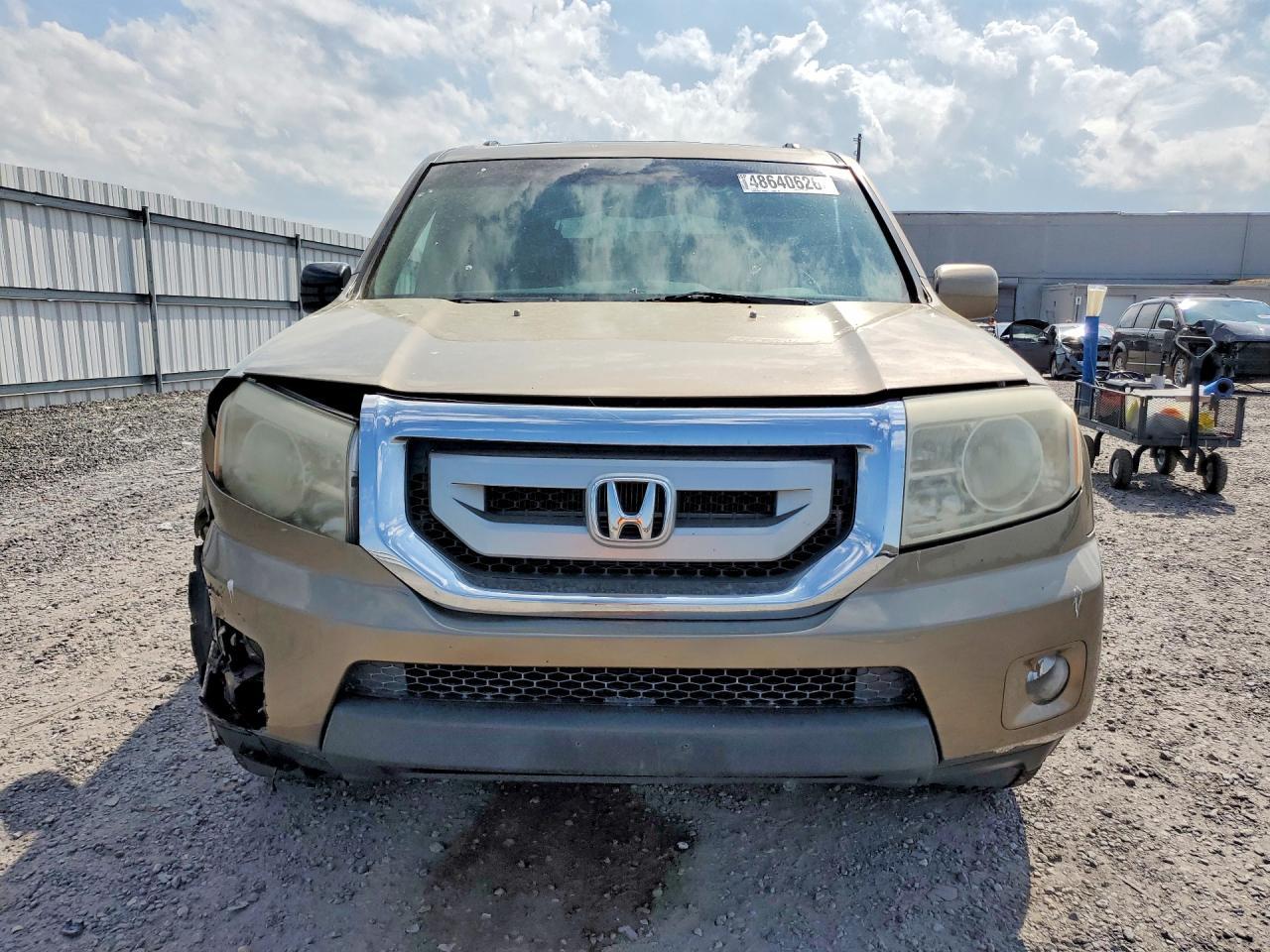2009 Honda Pilot Tou - Image 5