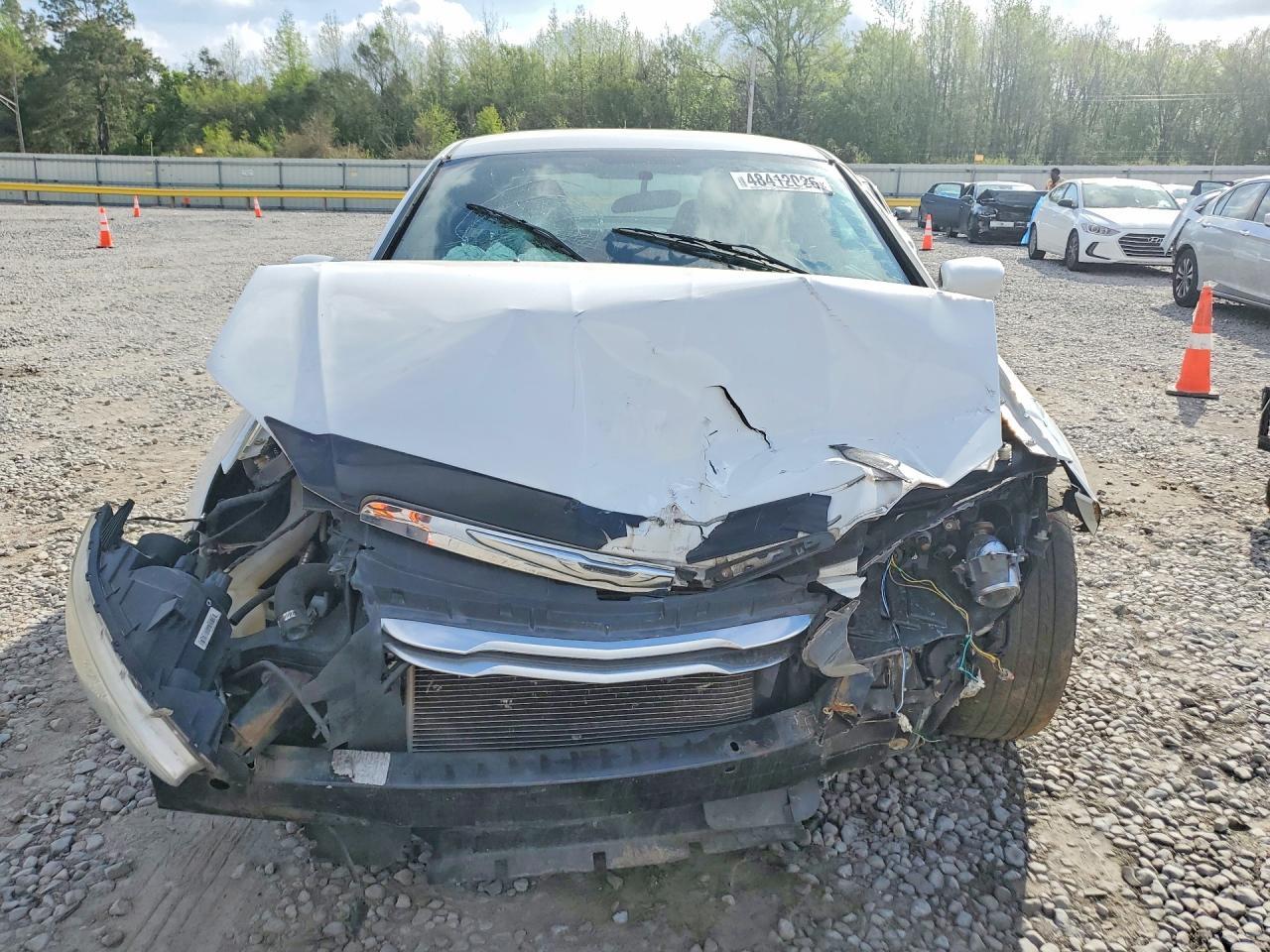 2012 Chrysler 200 Touring - Фото 5