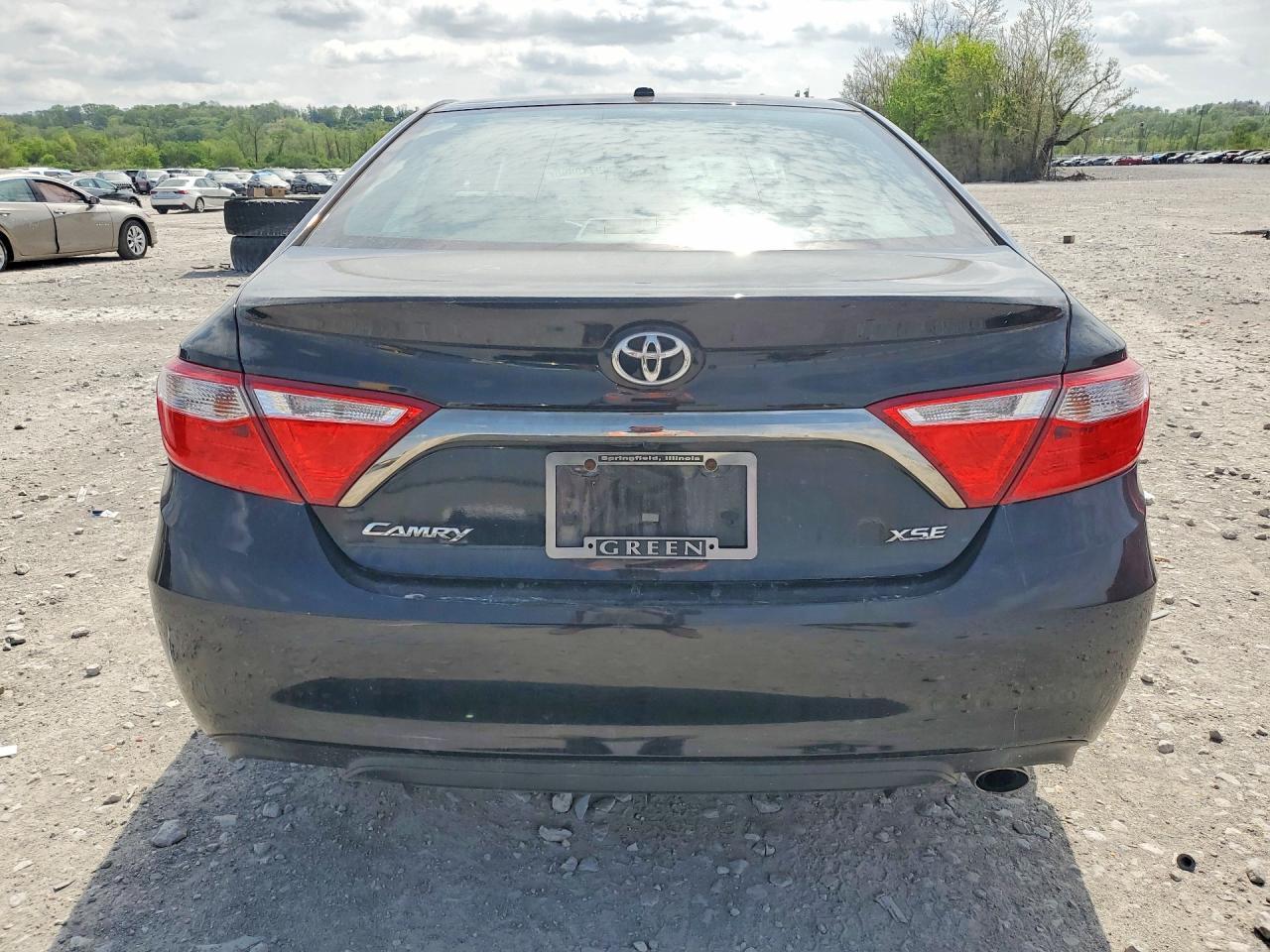 2015 Toyota Camry Xse - Image 6